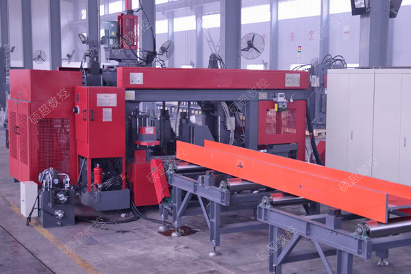 SWZ/9系列型鋼數(shù)控三維鉆生產(chǎn)線 SWZ/9系列型鋼數(shù)控三維鉆生產(chǎn)線